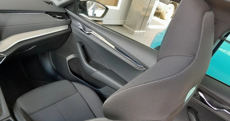 Skoda Octavia cena 119700 przebieg: 42596, rok produkcji 2021 z Gliwice małe 277